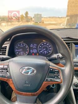 هیوندای ئەلەنترا